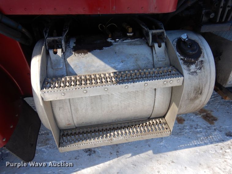 image for item KU9824 1996 Peterbilt 357  roll-off container truck