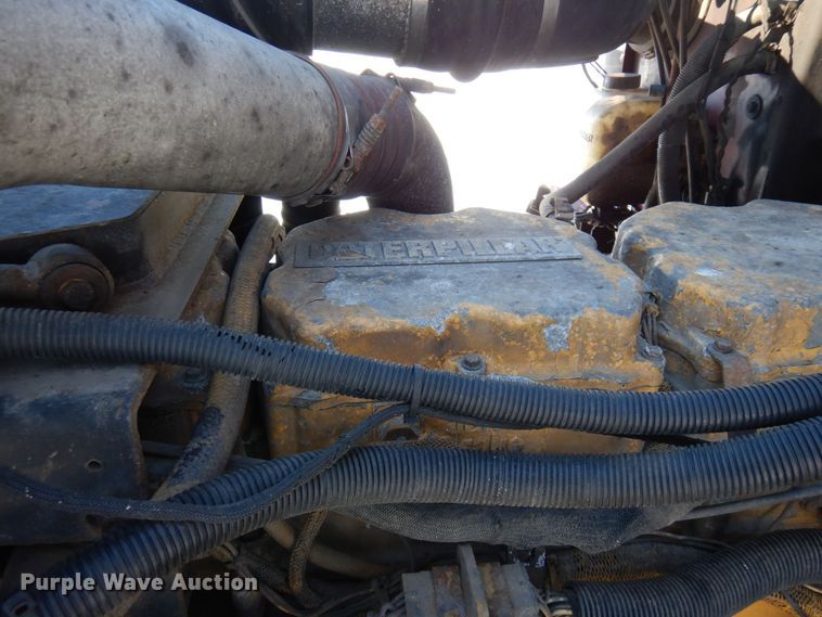 image for item KU9824 1996 Peterbilt 357  roll-off container truck