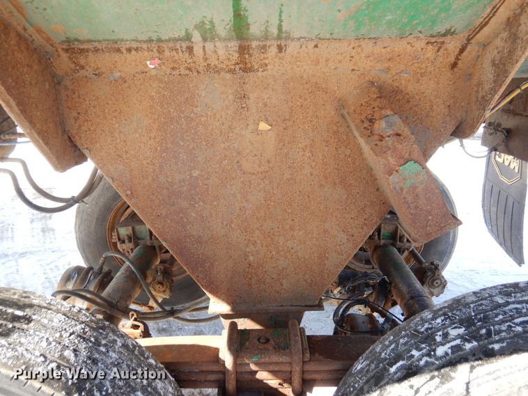 image for item KU9826 2005 Clement  end dump trailer