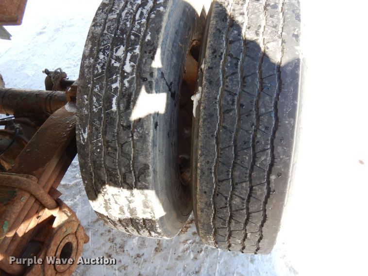 image for item KU9826 2005 Clement  end dump trailer