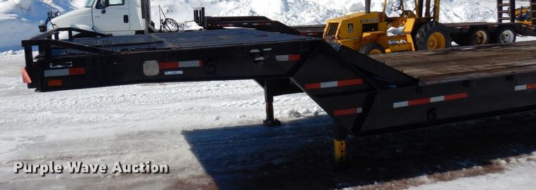 image for item KU9829 1988 MVE  drop deck equipment trailer