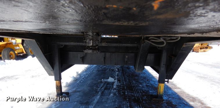 image for item KU9829 1988 MVE  drop deck equipment trailer