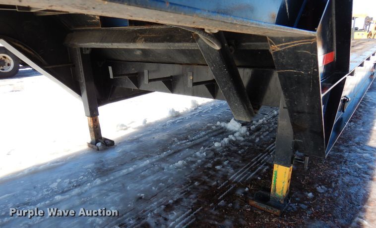 image for item KU9829 1988 MVE  drop deck equipment trailer