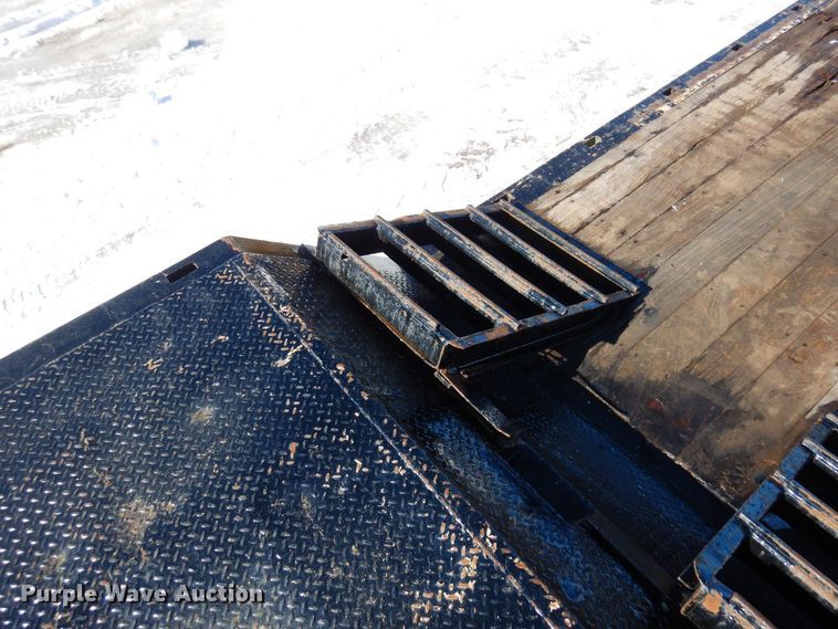 image for item KU9829 1988 MVE  drop deck equipment trailer