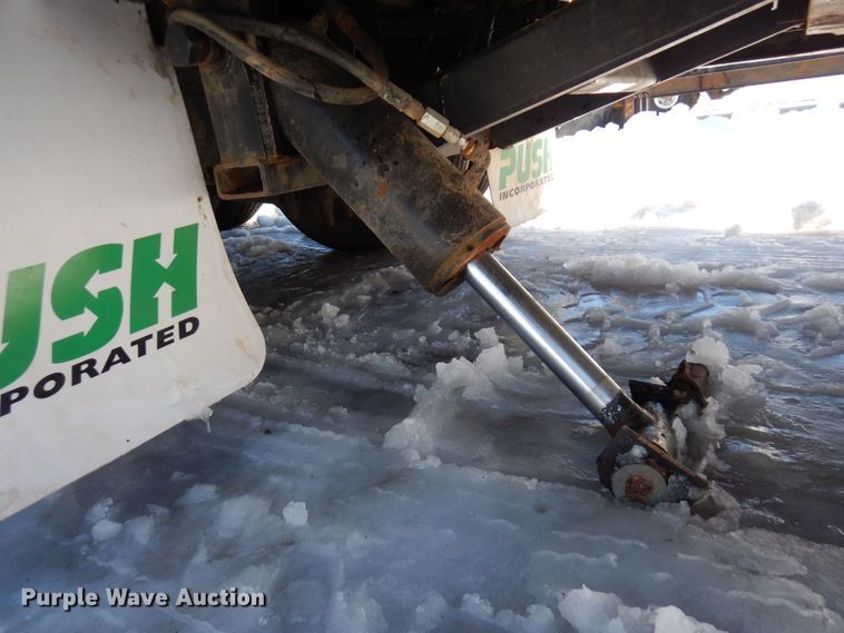 image for item KU9829 1988 MVE  drop deck equipment trailer