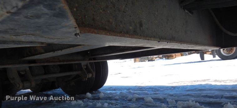 image for item KU9829 1988 MVE  drop deck equipment trailer