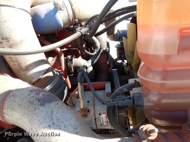 image for item KU9833 2009 International 8600  semi truck