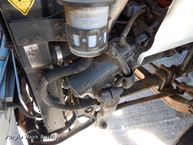 image for item KU9833 2009 International 8600  semi truck