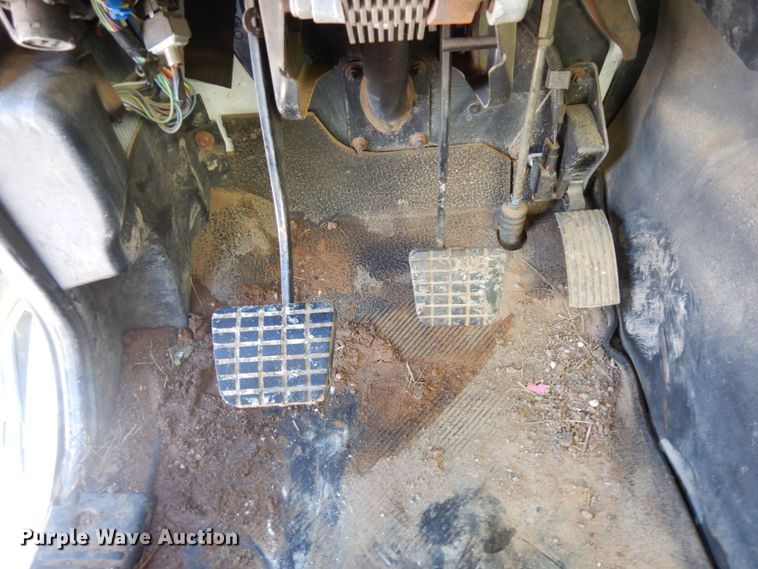 image for item KU9834 2007 International 8600  box truck