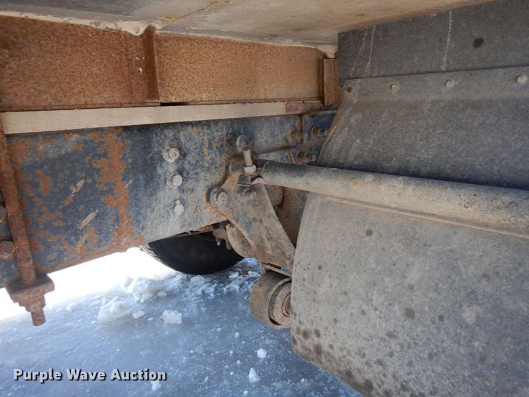 image for item KU9834 2007 International 8600  box truck