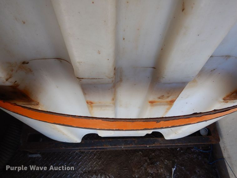 image for item KU9834 2007 International 8600  box truck