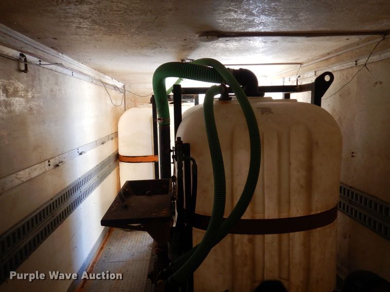 image for item KU9834 2007 International 8600  box truck