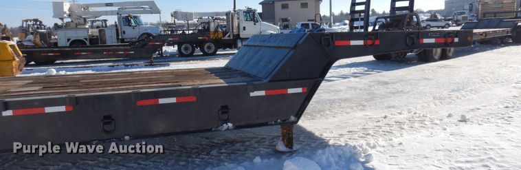 image for item KU9836 1995 Trail King  flatbed trailer