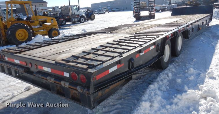 image for item KU9836 1995 Trail King  flatbed trailer