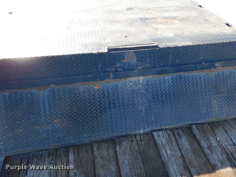 image for item KU9836 1995 Trail King  flatbed trailer