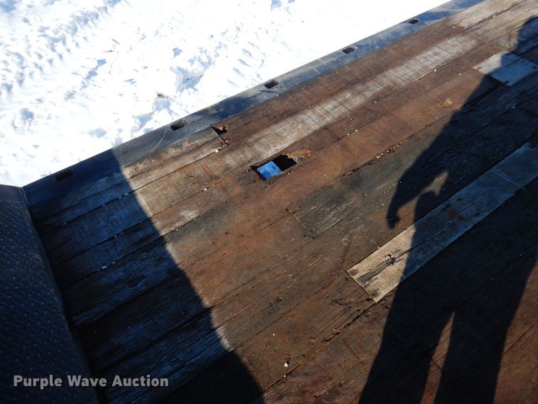 image for item KU9836 1995 Trail King  flatbed trailer