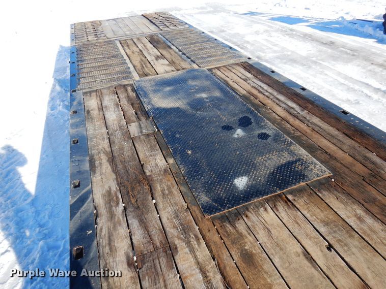 image for item KU9836 1995 Trail King  flatbed trailer