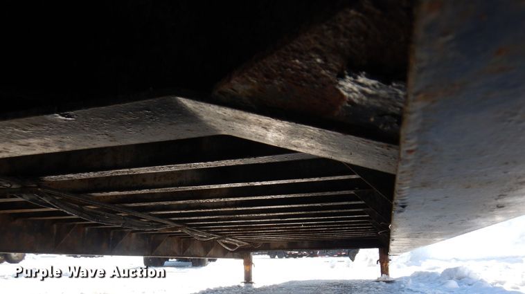 image for item KU9836 1995 Trail King  flatbed trailer