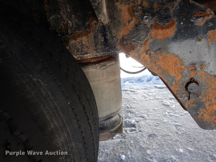 image for item KU9836 1995 Trail King  flatbed trailer