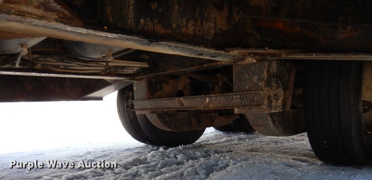 image for item KU9836 1995 Trail King  flatbed trailer