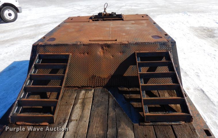 image for item KU9839 1991 Trail King TK70HT-462  drop deck equipment trailer