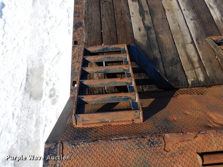 image for item KU9839 1991 Trail King TK70HT-462  drop deck equipment trailer