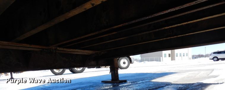 image for item KU9839 1991 Trail King TK70HT-462  drop deck equipment trailer