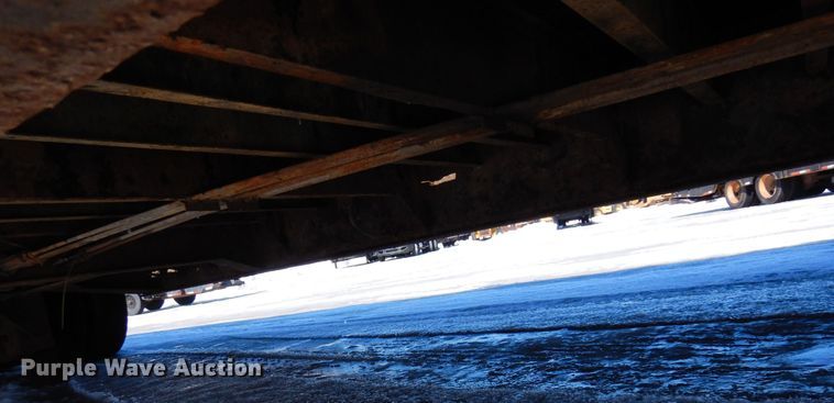 image for item KU9839 1991 Trail King TK70HT-462  drop deck equipment trailer