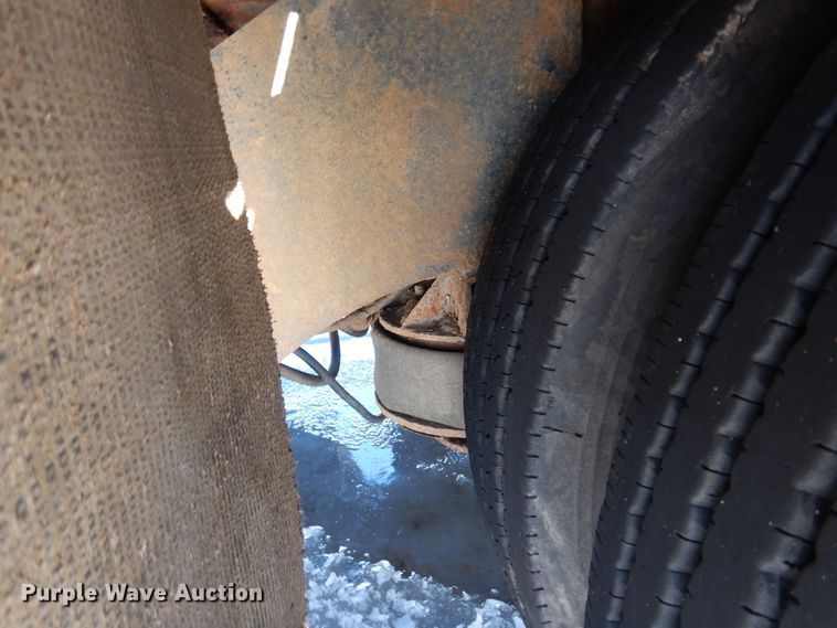 image for item KU9839 1991 Trail King TK70HT-462  drop deck equipment trailer