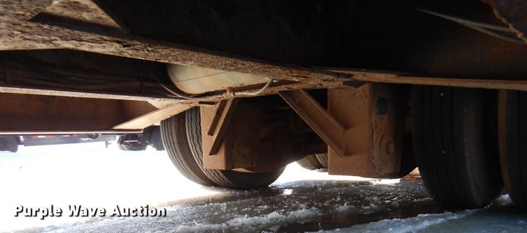 image for item KU9839 1991 Trail King TK70HT-462  drop deck equipment trailer