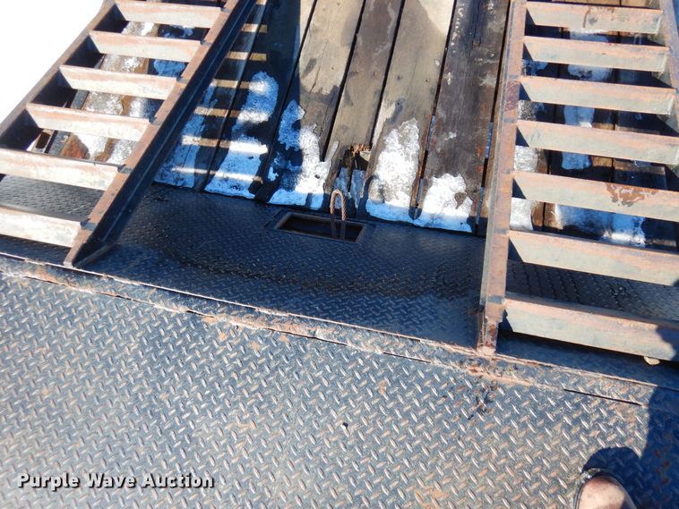 image for item KU9840 1992 Trail Eze  drop deck equipment trailer