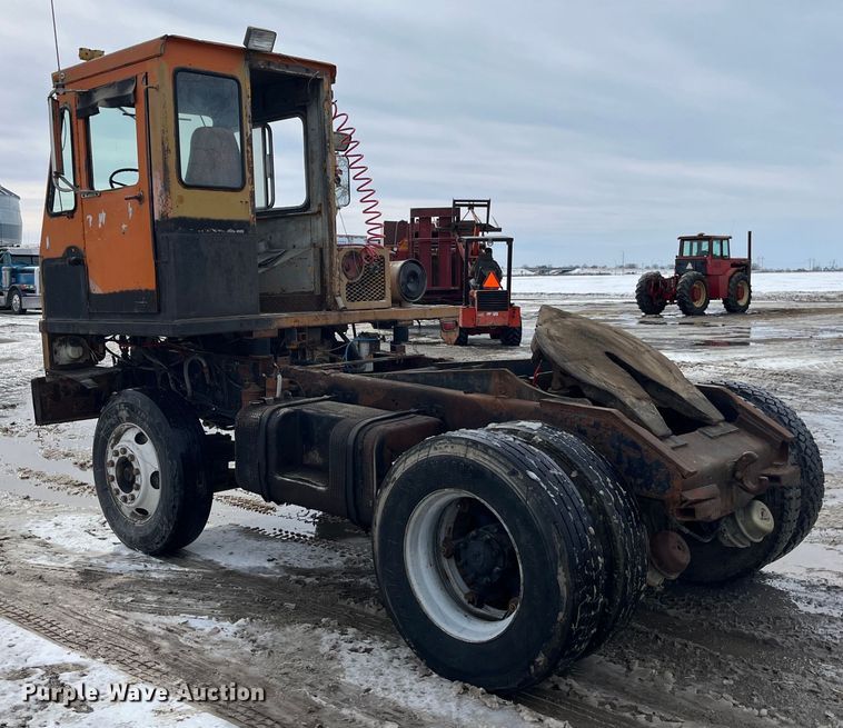 image for item LA9783 1978 Ottawa Commander 50  yard truck