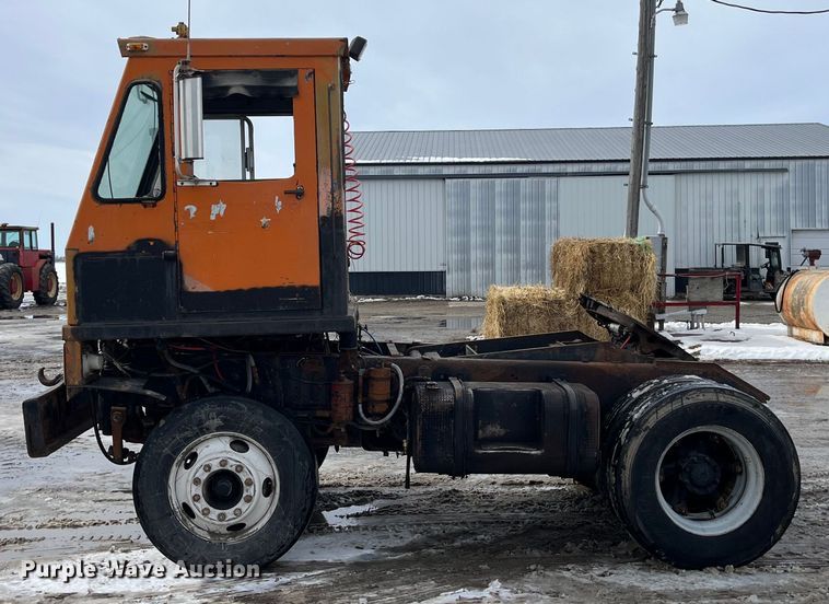 image for item LA9783 1978 Ottawa Commander 50  yard truck