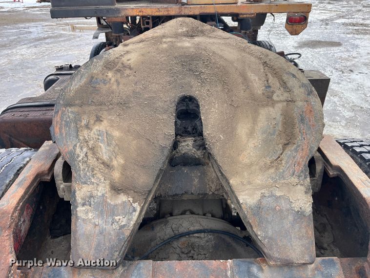 image for item LA9783 1978 Ottawa Commander 50  yard truck