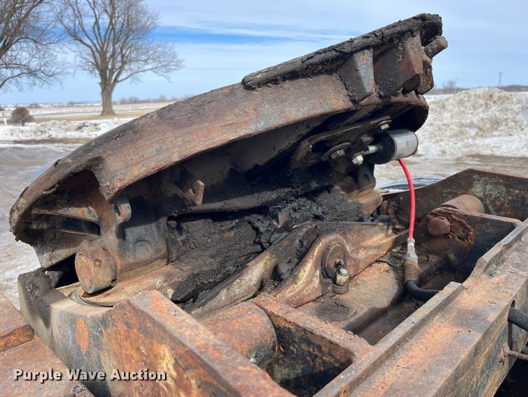 image for item LA9783 1978 Ottawa Commander 50  yard truck