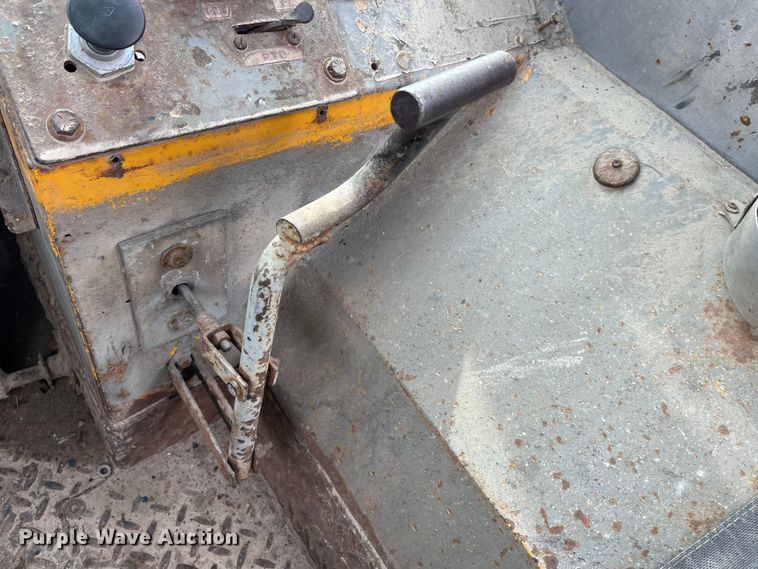 image for item LA9783 1978 Ottawa Commander 50  yard truck