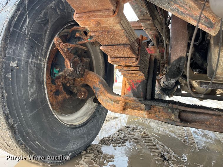 image for item LA9783 1978 Ottawa Commander 50  yard truck