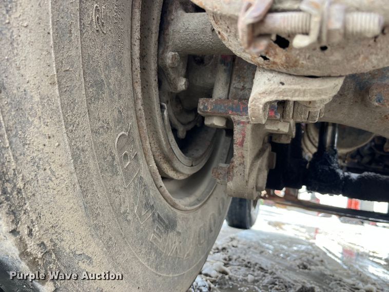 image for item LA9783 1978 Ottawa Commander 50  yard truck