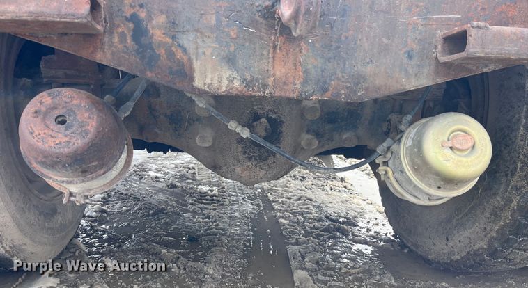 image for item LA9783 1978 Ottawa Commander 50  yard truck