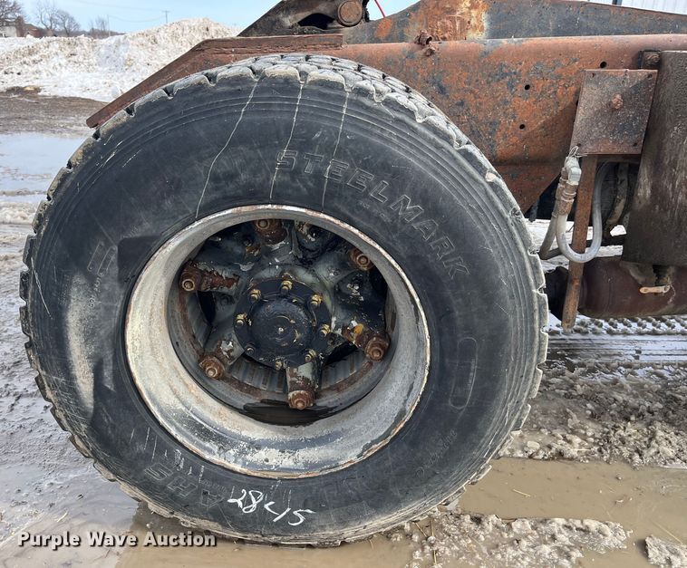 image for item LA9783 1978 Ottawa Commander 50  yard truck