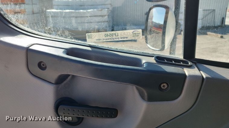 image for item LF9540 2013 Freightliner Business Class M2  semi truck