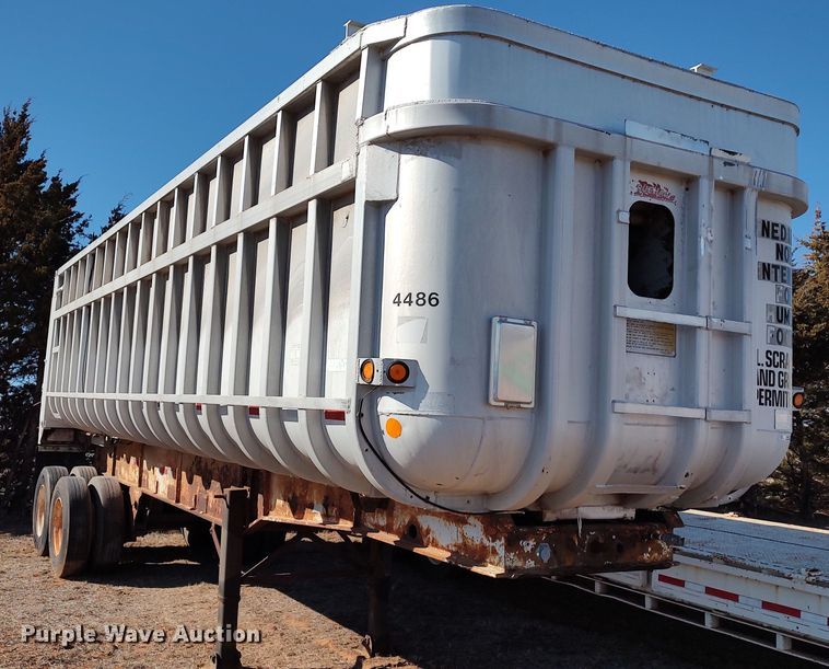 image for item LF9548 1981 Fruehauf  end dump trailer