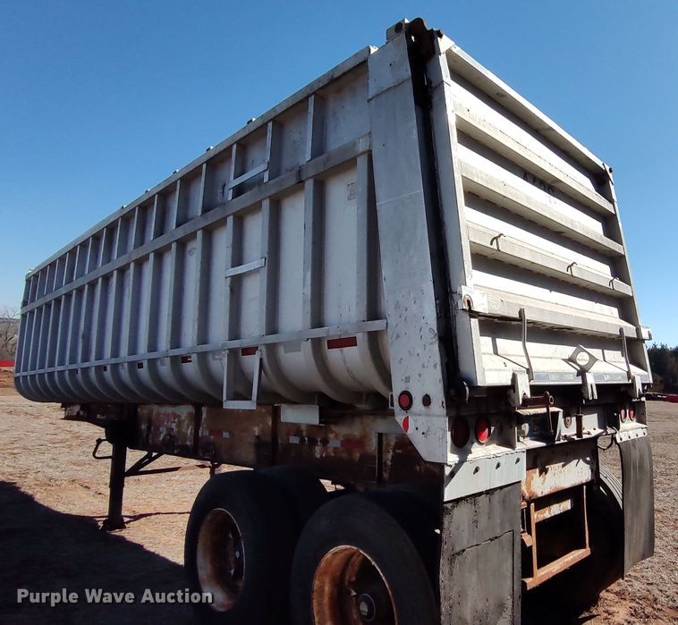 image for item LF9548 1981 Fruehauf  end dump trailer