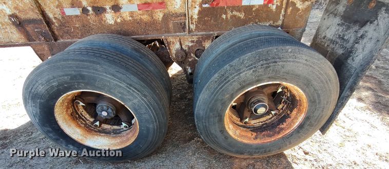 image for item LF9548 1981 Fruehauf  end dump trailer