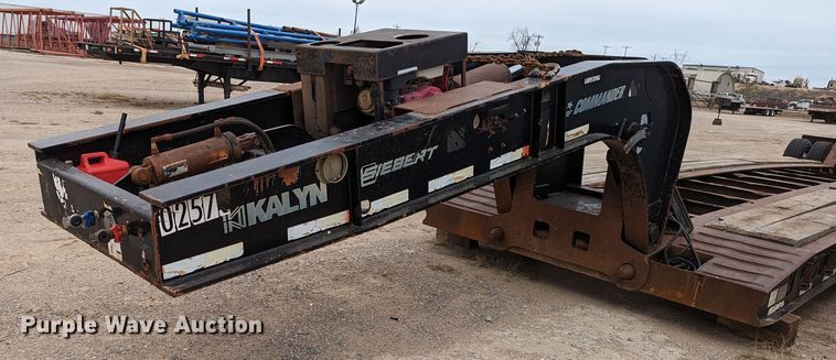 image for item LF9641 2007 Kalyn Siebert KSHRG351T  lowboy equipment trailer