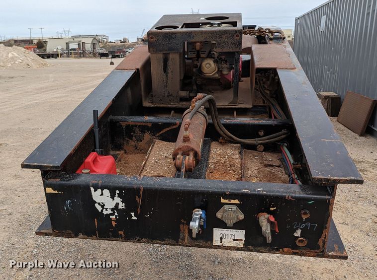 image for item LF9641 2007 Kalyn Siebert KSHRG351T  lowboy equipment trailer