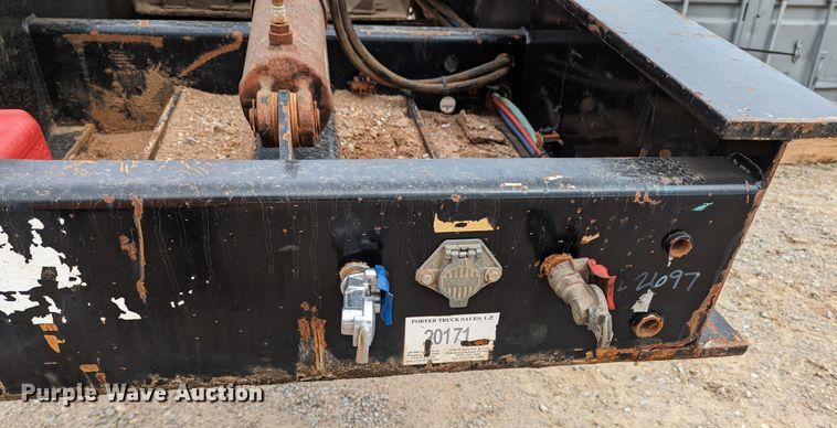 image for item LF9641 2007 Kalyn Siebert KSHRG351T  lowboy equipment trailer