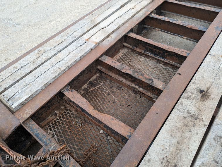 image for item LF9641 2007 Kalyn Siebert KSHRG351T  lowboy equipment trailer