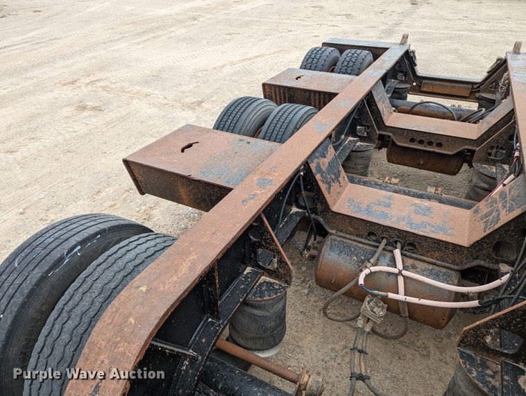 image for item LF9641 2007 Kalyn Siebert KSHRG351T  lowboy equipment trailer