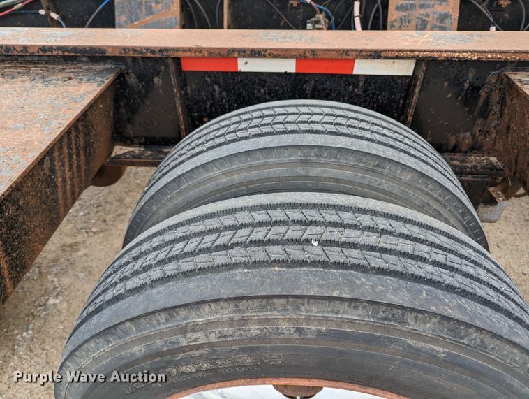 image for item LF9641 2007 Kalyn Siebert KSHRG351T  lowboy equipment trailer